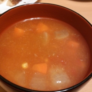 簡単★ほっこり根菜のトマトスープ